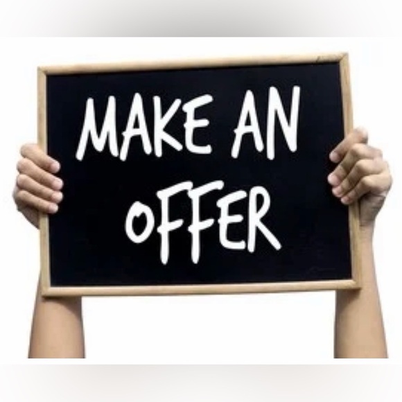 3D Printed iPhone stand. Pick colors Red or Pink. - Picture 5 of 5